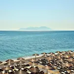 Sikyon Coast And 4*