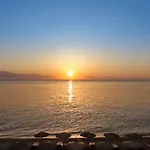 Sikyon Coast And غزيلوكاسترون