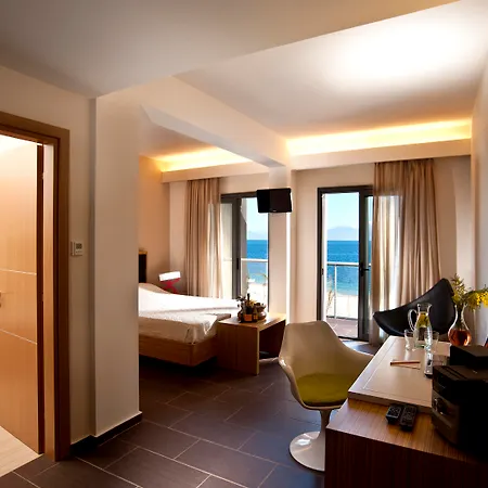 Sikyon Coast And 4* 자일로카스트론
