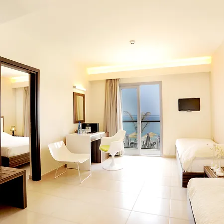 호텔 Sikyon Coast And 4*