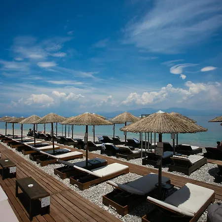 Sikyon Coast And 호텔 4*