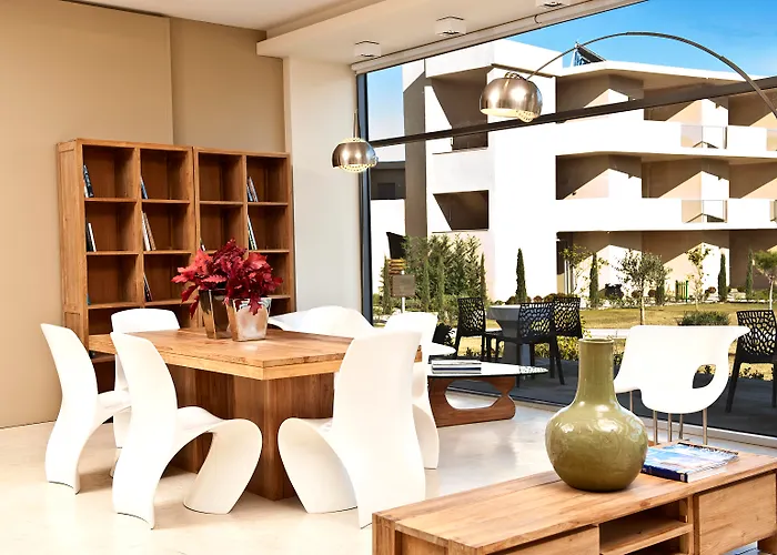 Sikyon Coast And Ξυλόκαστρο